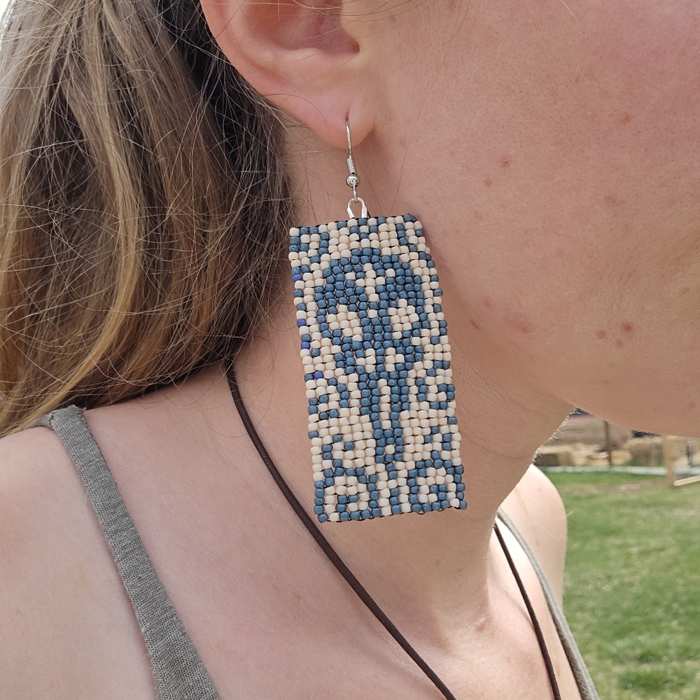 Handmade fringe bead Raven Skull Goth earrings - Picture 3 of 4